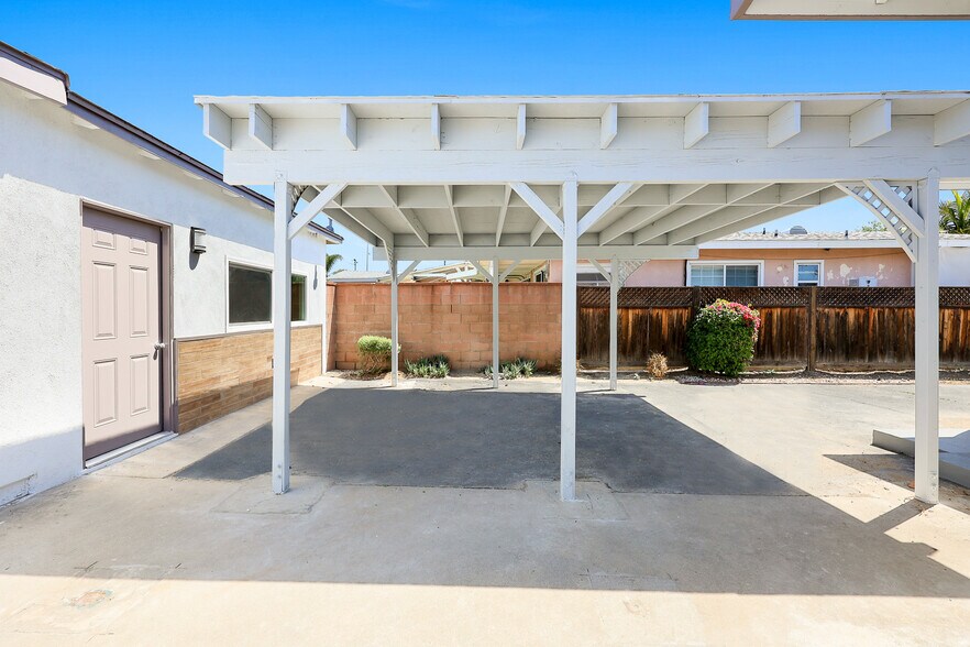 More Photos Of 1227 E Grovecenter St, West Covina Specialty For Sale