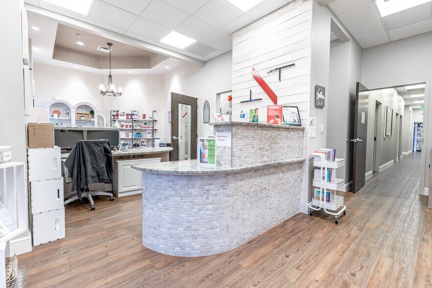 More Photos Of 809 County Road 466, Lady Lake Office For Sale