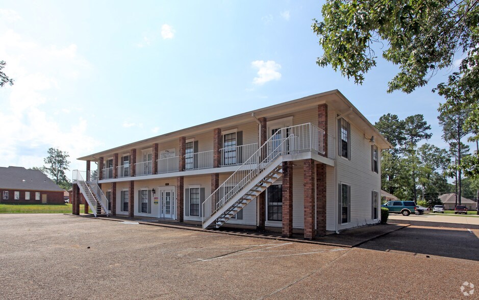More Photos Of 215 Woodline Dr, Flowood Office For Lease