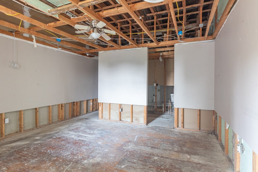 More Photos Of 201 William D Jones Blvd, Fayetteville Apartments For Sale