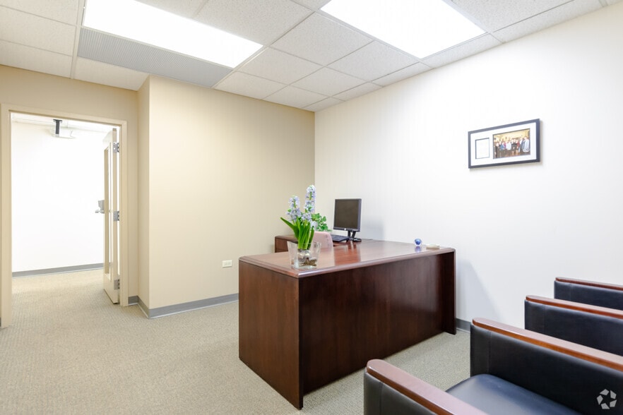 More Photos Of 799 Roosevelt Rd, Glen Ellyn Unknown For Lease