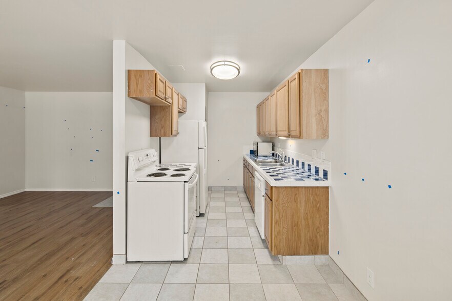 More Photos Of 507 19th Ave E, Seattle Apartments For Sale