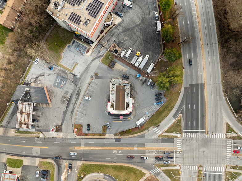 More Photos Of 7306 Mcclean Blvd, Baltimore Fast Food For Sale