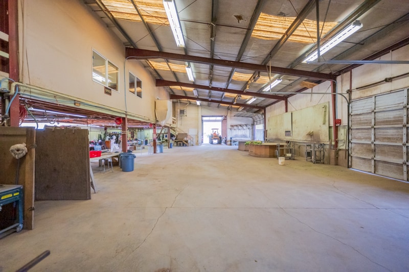 More Photos Of 6494 Windsor Island Rd N, Keizer Manufacturing For Lease