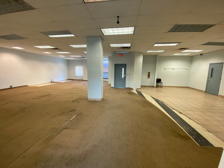 More Photos Of 366-368 S Main St, Akron Office For Sale