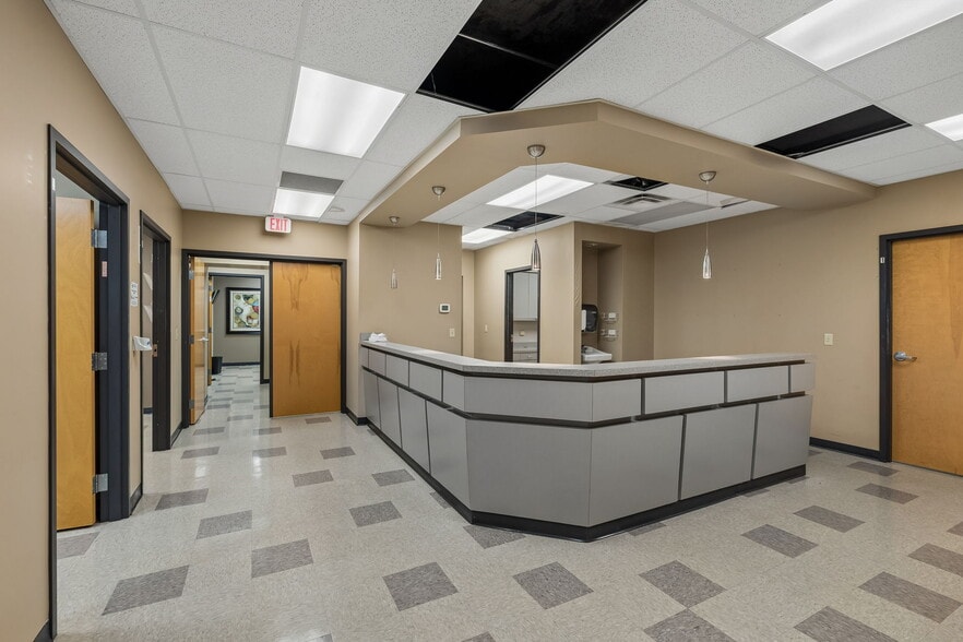 More Photos Of 1718 Charlotte Ave, Nashville Medical For Lease