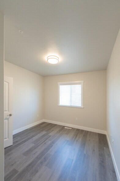 More Photos Of 509-523 Rose St N, Twin Falls Apartments For Sale