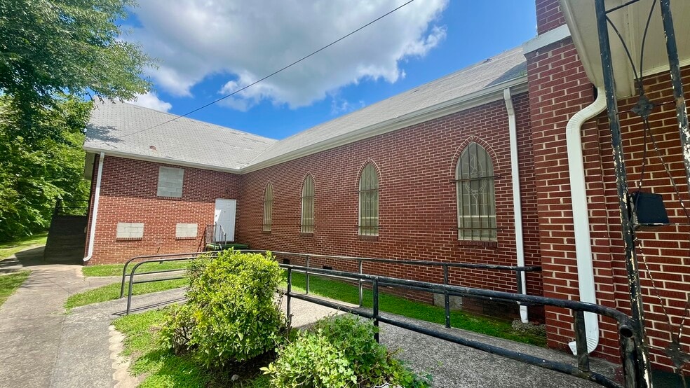 More Photos Of 529 Alexander Ave, Henderson Religious Facility For Sale