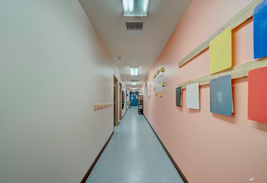 More Photos Of 1712 Beck Ave, Panama City Office For Sale