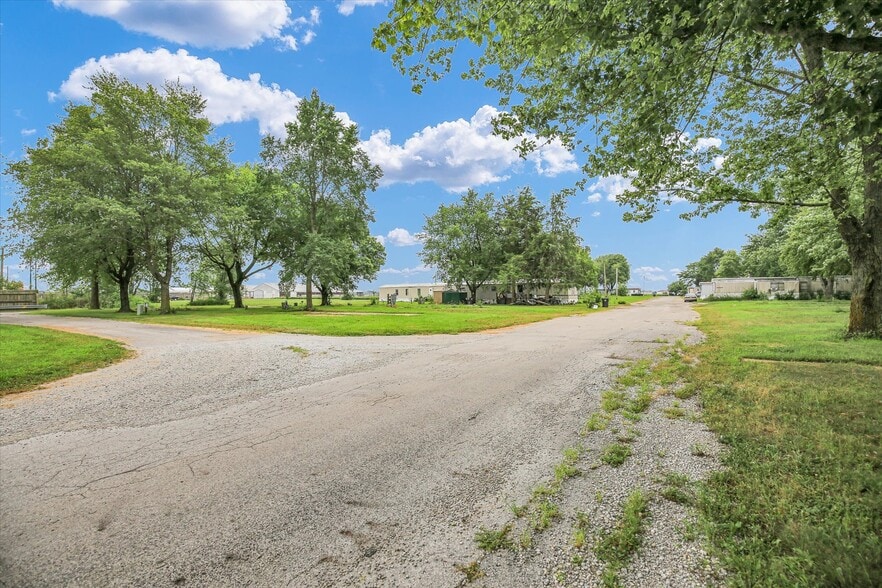 More Photos Of 4808 Paradise Rd, Mattoon Manufactured Housing Mobile Home Park For Sale