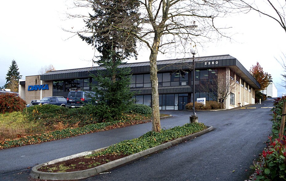 More Photos Of 2260 152nd Ave NE, Redmond Flex For Lease