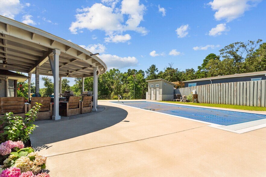 More Photos Of 15844 State Highway 31 W, Tyler Truck Terminal For Sale