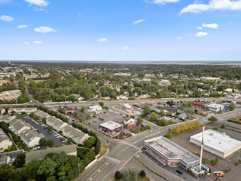 More Photos Of 45 Carmans Rd, Massapequa Restaurant For Sale