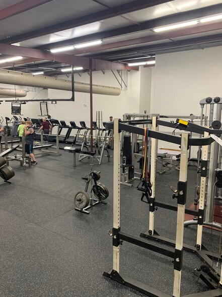 More Photos Of 118 Hollis Crump Dr., Jasper Health Club For Sale