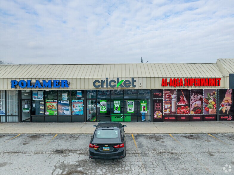More Photos Of 8505-8537 S Harlem Ave, Burbank General Retail For Lease
