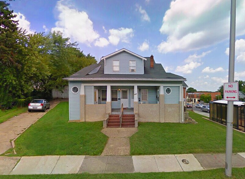 Primary Photo Of 2926 Christopher Ave, Baltimore Apartments For Sale