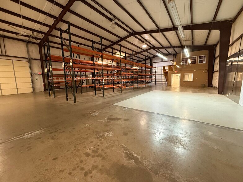 More Photos Of 5701 Steep Hill Rd, Fort Smith Industrial For Lease