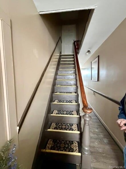 More Photos Of 218 Partition St, Saugerties Apartments For Sale