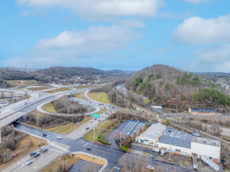 More Photos Of 4620 Old Broadway St, Knoxville Unknown For Lease