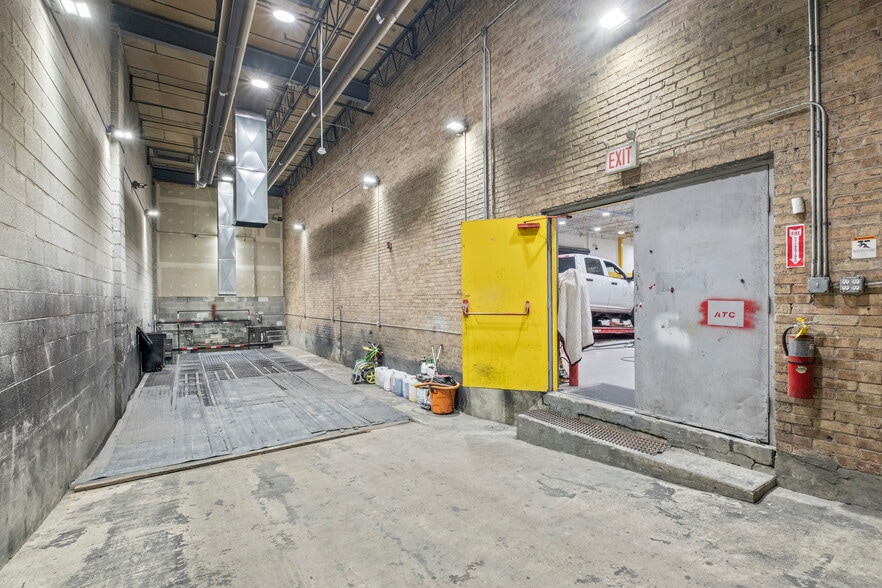 More Photos Of 1529 N 31st Ave, Melrose Park Truck Terminal For Lease