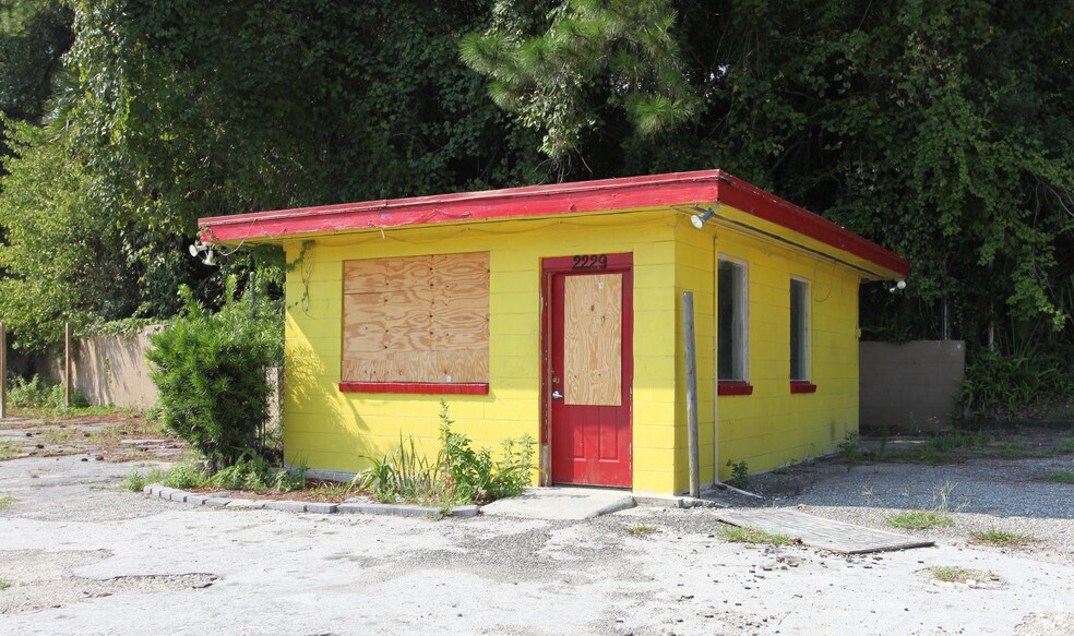 More Photos Of , Palatka General Retail For Sale