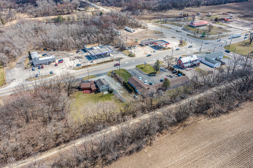 More Photos Of 8621 US Hwy 12, Richmond Bar For Sale