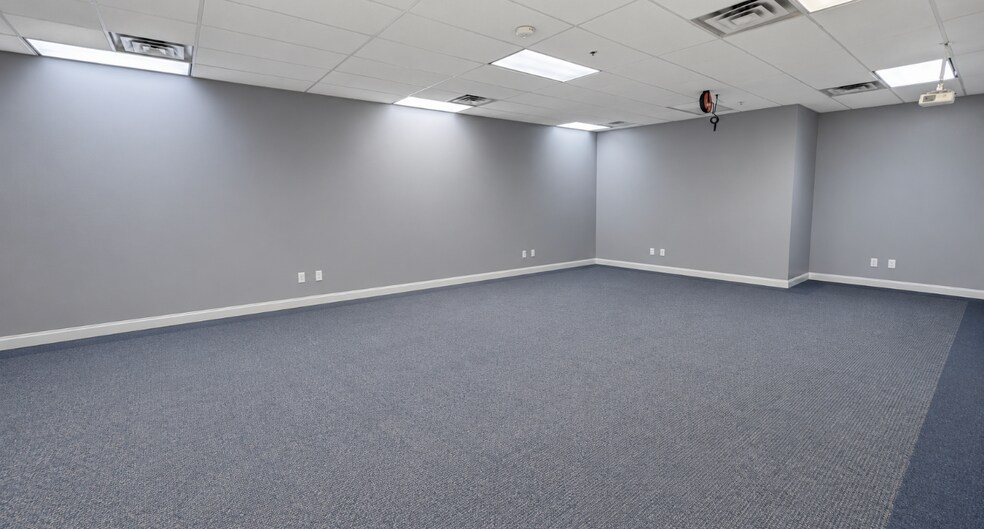 More Photos Of 2021 Commerce Dr, McKinney Office For Sale