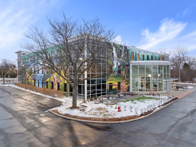 More Photos Of 4201 Lake Cook Rd, Northbrook Medical For Lease