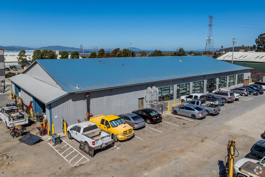 More Photos Of 3487 Collins Ave, Richmond Light Distribution For Lease