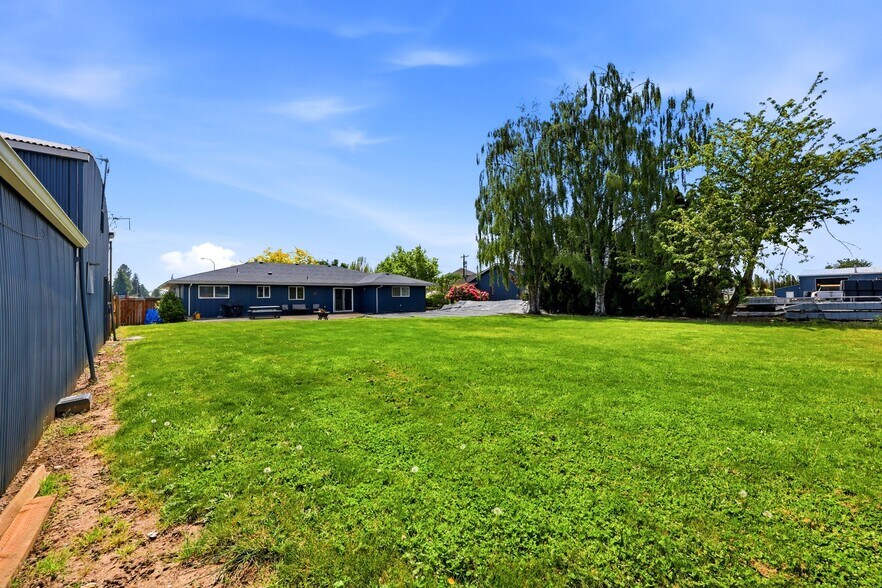 More Photos Of 9085 Arney Ln NE, Woodburn Industrial For Sale