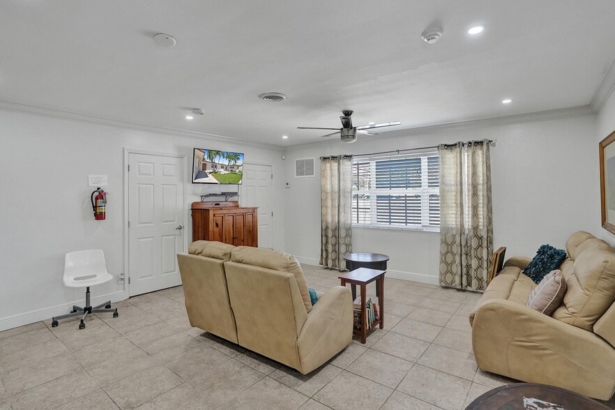 More Photos Of 4200 NE 19th Ave, Pompano Beach Assisted Living For Sale