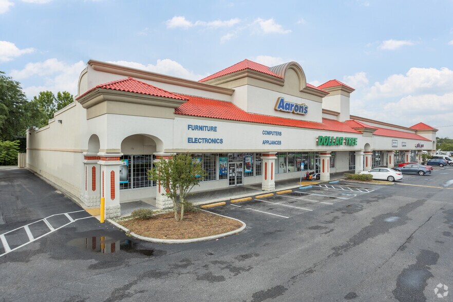Primary Photo Of 10730-10750 Atlantic Blvd, Jacksonville Unknown For Lease