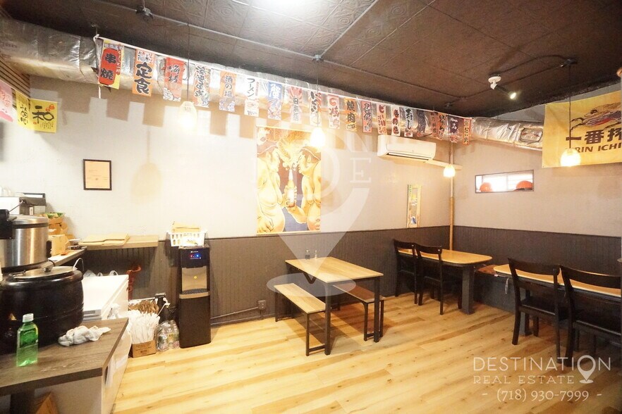 More Photos Of 545 Court St, Brooklyn Restaurant For Lease
