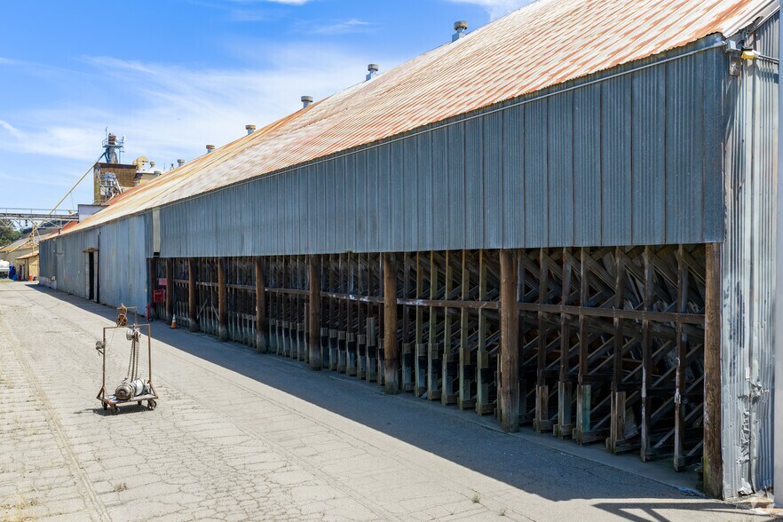 More Photos Of 14712 State Highway 160, Isleton Food Processing For Sale