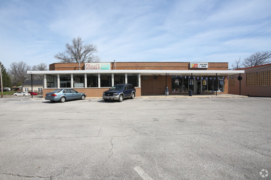 More Photos Of 4333-4337 Mayfield Rd, Cleveland Freestanding For Lease