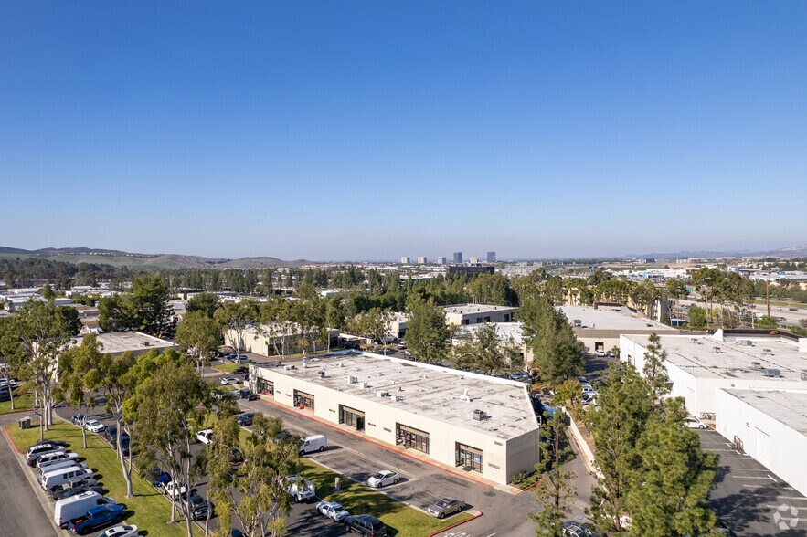 More Photos Of 23461 Ridge Route Dr, Laguna Hills Unknown For Lease