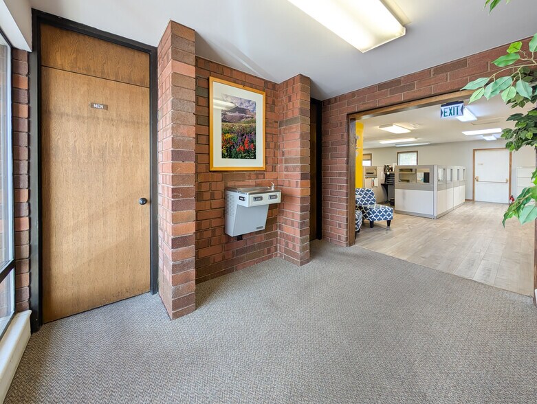 More Photos Of 11 E 200 N, Orem Office For Sale