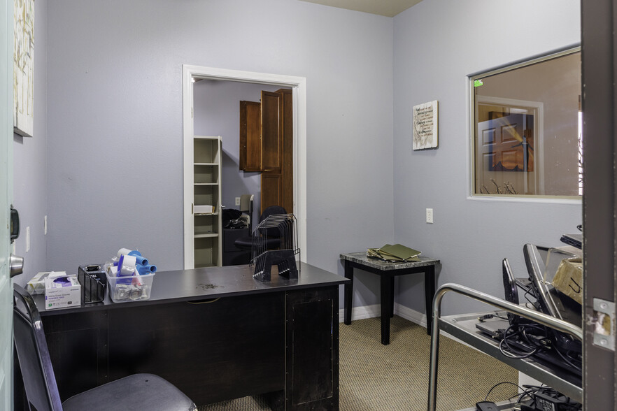 More Photos Of 16286 S Sunland Gin Rd, Arizona City Rehabilitation Center For Sale