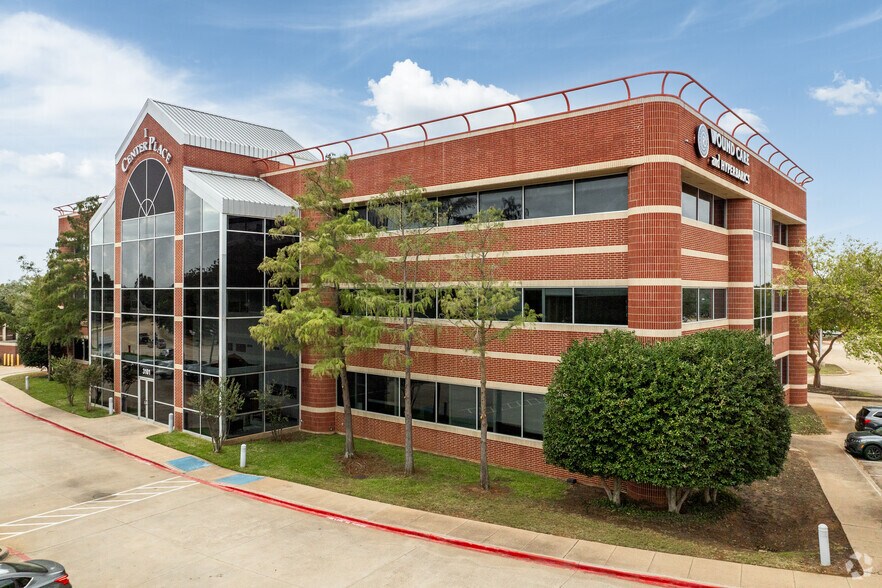 Primary Photo Of 3101 Churchill Dr, Flower Mound Medical For Lease