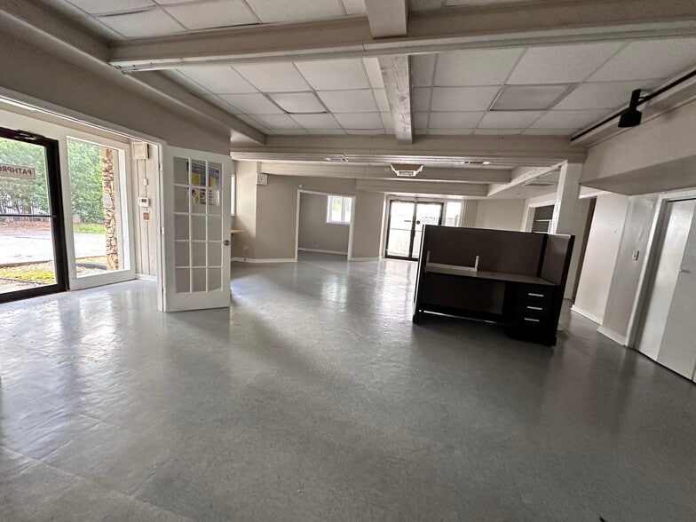 More Photos Of 1977 N Park Pl SE, Atlanta Medical For Sale