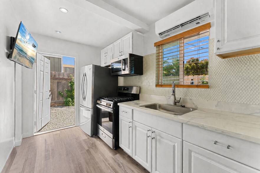 More Photos Of 829 11th St, Imperial Beach Apartments For Sale