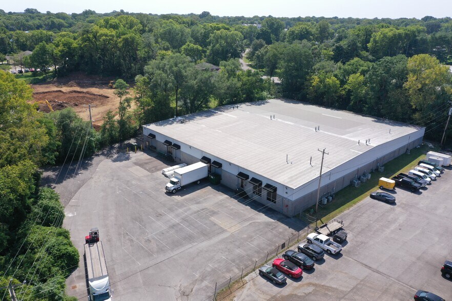 Primary Photo Of 201 Whitsett Rd, Nashville Warehouse For Lease