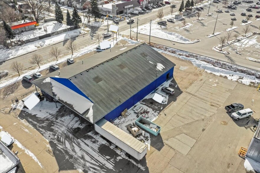 More Photos Of 0000 Orchard Lake, Pontiac Light Manufacturing For Lease