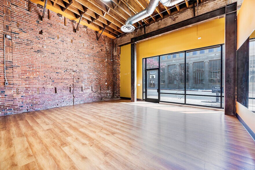 More Photos Of 301 Pine Ave, Long Beach Health Club For Lease