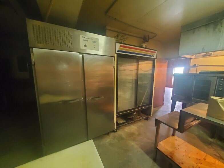 More Photos Of 1056 County Highway 35, Hamilton Supermarket For Sale