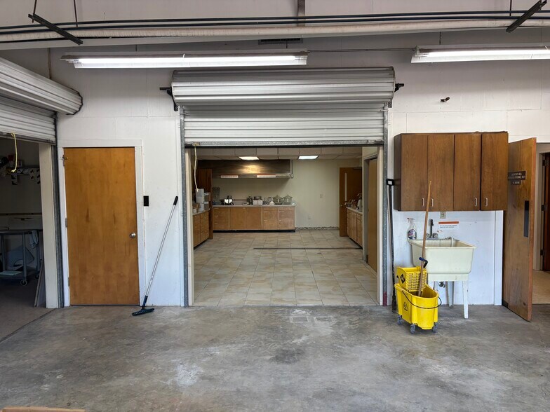 More Photos Of 112 Old Mill Rd, Cartersville Research And Development For Sale