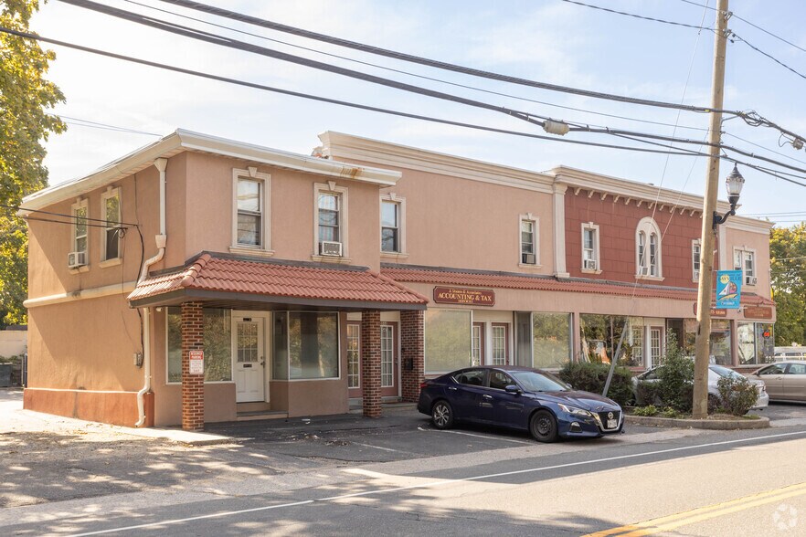 More Photos Of 78-88 Bayville Ave, Bayville Storefront Retail Residential For Lease