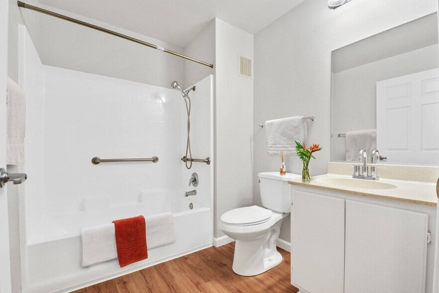 More Photos Of 1112 N Bradford Ave, Placentia Apartments For Sale