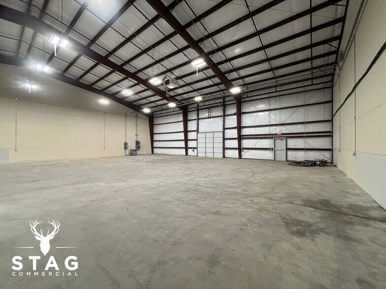 More Photos Of 1635 N FM 156, Ponder Unknown For Lease