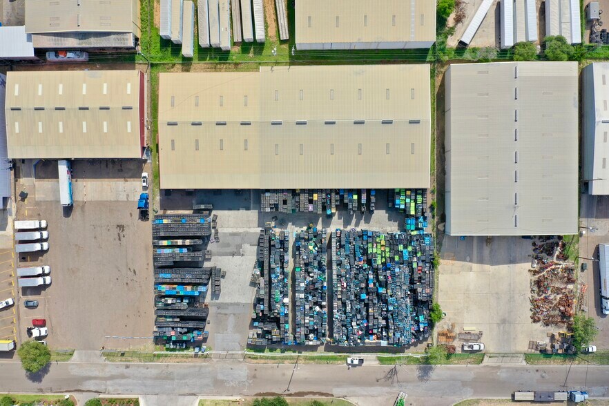 More Photos Of 14209 Distribution Ave, Laredo Distribution For Sale